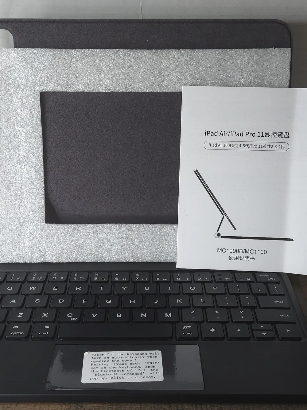 Floating Magnetic Keyboard Case for iPad Pro 11 / iPad Air 4/5 - Trackpad & Back